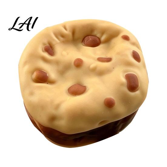 Particle Bead Squeeze Toy, Crunchy Cookie Filled Fidget Realistic Stress Reducing Desk Gadget Replica