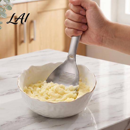Small Kitchen Essentials Stainless Steel Grinding Spoon Garlic Ginger Mashing And Egg Separating Multifunctional Tool Grinder Spoon Ergonomic
