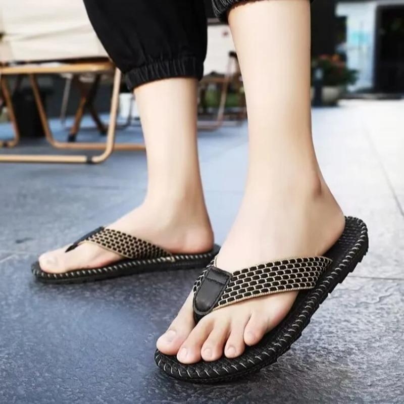 Módní pánské žabky 2025 Léto Nové plážové pantofle Módní ležérní sandály mezi prsty Ručně vyráběné pantofle pro muže Protiskluzové ploché pantofle