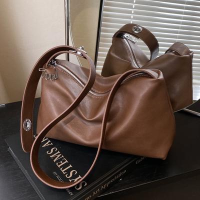 Premium Texture Retro Casual Wide Shoulder Strap Tote Bag Women'S Winter Versatile Shoulder Bag