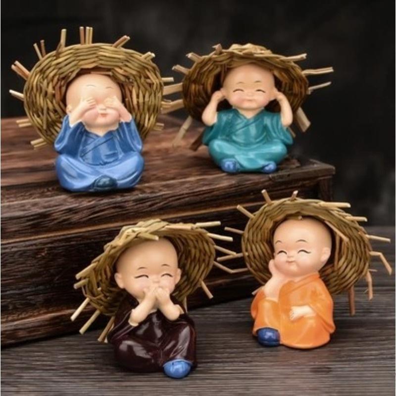 4pcs/set Lovely Small Kungfu Monks Maitreya Buddha Resin Handicrafts Monk