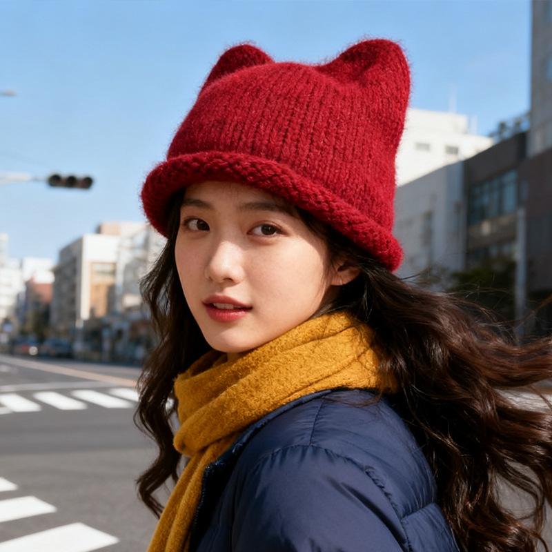 

Новая милая шерстяная шапка с мишкой для женщин на осень и зиму, подчеркивающая лицо, вязаная шапка, теплая защита ушей, холодная шапка для мужчин M（56-58cm）