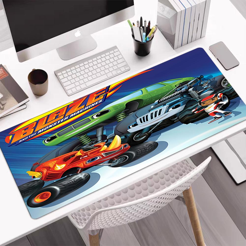 Tappetino Mouse Tema Camion, Base in Gomma Antiscivolo, Multifunzionale per Ufficio e Casa, Perfetto per la Personalizzazione dello Spazio di Lavoro.