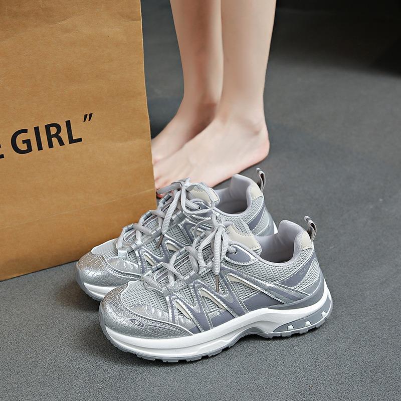 Shoes women's new summer mesh breathable outdoor hiking hiking shoes lightweight non-slip running shoes