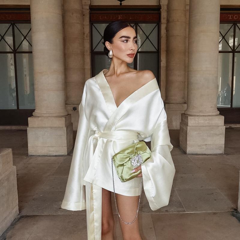 LYRIA Jednoduché francouzské šaty z hedvábného saténu, Elegantní dámské šaty s pásem v pase, Nové s dlouhým rukávem a výstřihem do V, Dámské elegantní párty šaty