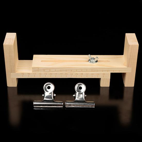 Drewniany Jig do Bransoletek ze Skalą Regulowana Długość Zestaw do Robienia Bransoletek Narzędzie do Ręcznego Dziania DIY Jig do Plecenia Bransoletek z 2 Klipsami do Pasków Sznurków