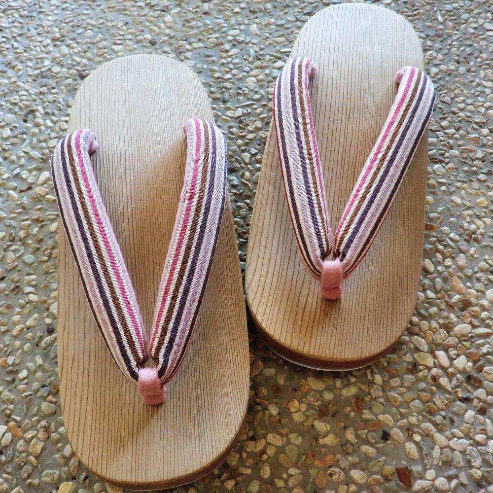 Kiso Nezuko Geta: Women's Geta (Elegant Striped Sandals) - A Traditional Craft Made in Japan, Carrying on 300 Years of Tradition