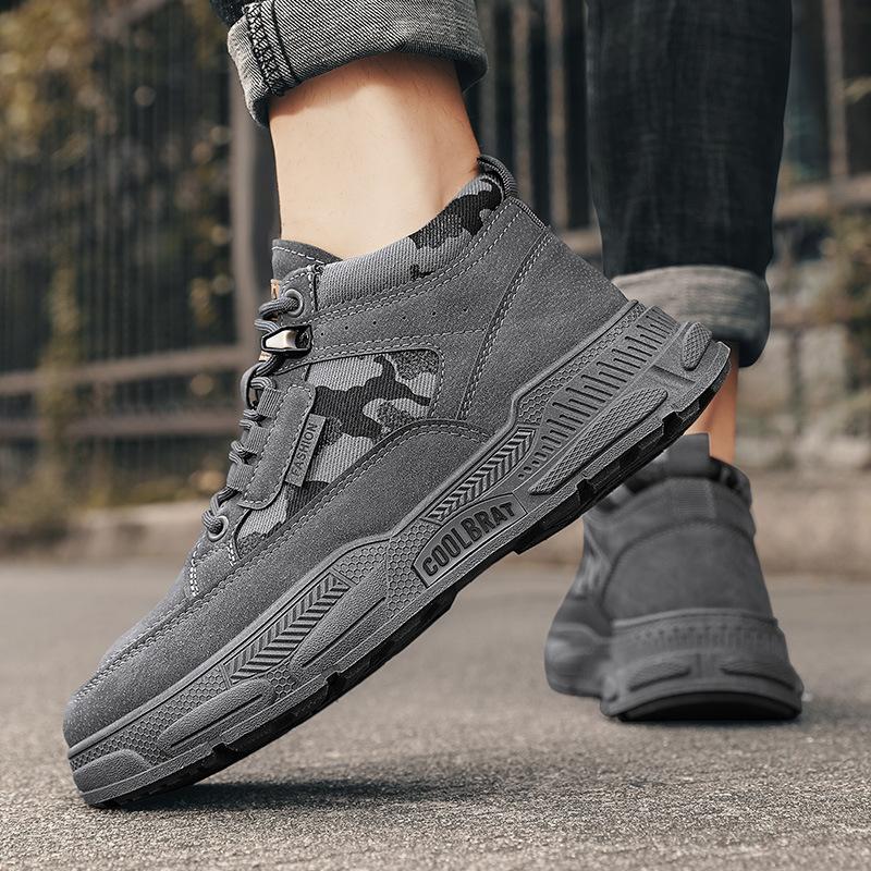 Labor insurance men's shoes 2024 new summer breathable thick-soled work shoes boys locomotive tooling work wear-resistant Martin boots