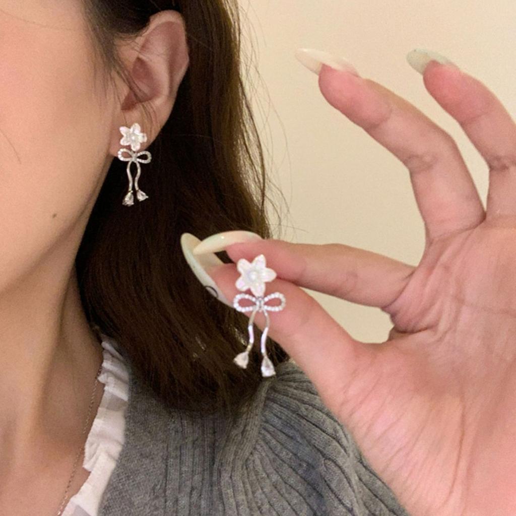 Diamond-set Flower Bow Pearl Stud Earrings Light Luxury Earrings Elegant Temperament Versatile Earrings Wholesale