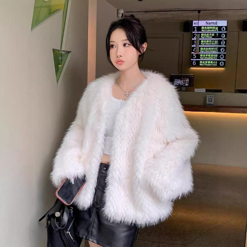 Winter coat women's new collar fox hair toka fur plush clothes large size furry fashion coat