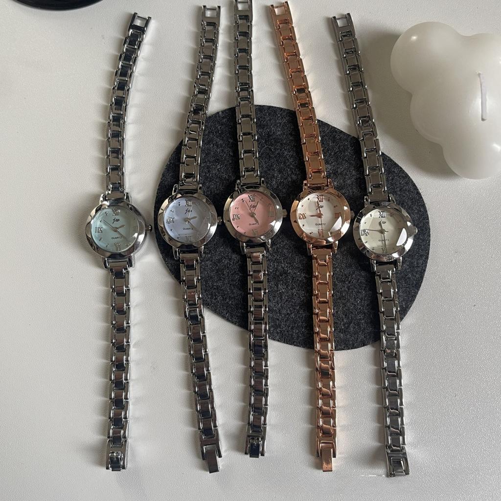 Luxury Small Dial Watch for Women Silver Color Stainless Bracelet Quartz Wristwatches Dress Ladies Clock Gift Relogio Feminino