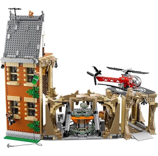 LEGO Super Heroes 76052 Batcave