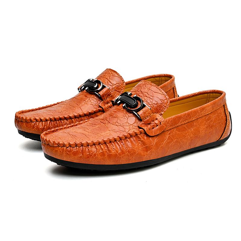 Fashion Brand Luxury Dress Shoes Fashion High Quality Cowhide Loafers Classic Leather Walking Shoes Slip-On Shoes Casual Soft Moccasin