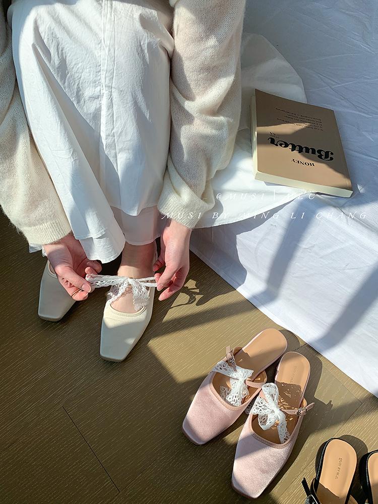 Fashion Summer Flat Sandals Woman 2025 New Square Toe Buckle Strap Breathable Satin Leisure Slingbacks Chic Mules Shoes for Ladies