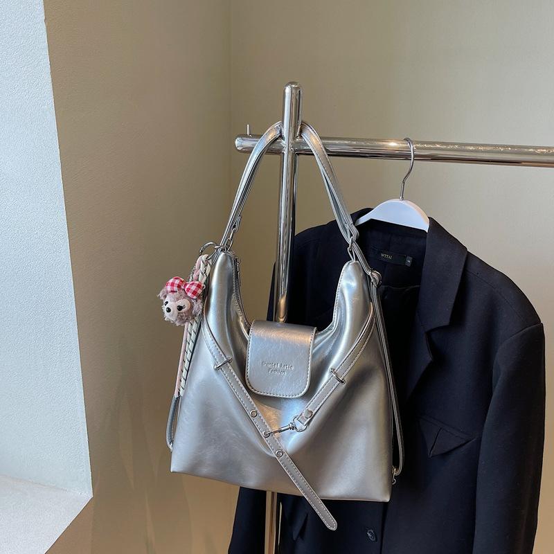High Sense Fashion Tote Bag 2025 Spring New Simple Versatile Backpack Korean Version Niche Design Shoulder Bag