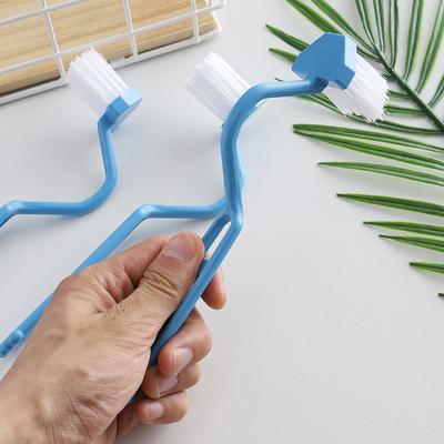 1pcs Portable Curved Bathroom Cleaning Brush Cleaning Accessories Bathroom Brush Angle Handle Curved Brush Toilet Brush