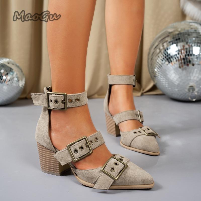 Fashion 2025 New Women's Pointed Toe Chunky Heel Fashion Single Shoes Thick Heeled Hollow Breathable Buckle Designed Elegant Sandals