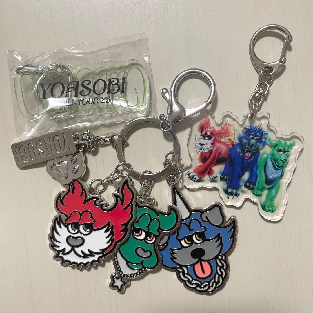 

[USED] YOASOBI WANDARA Metal Keychain Gachapon