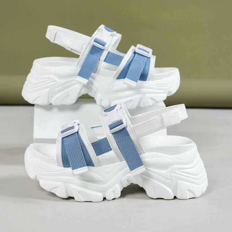 Sandales à semelles épaisses et sangles de grande taille pour femmes, sandales de plage à talon moyen avec boucle à un mot, chaussures pour femmes à talon compensé