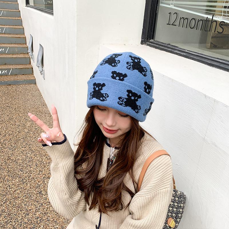 

Bear black wool hat women s autumn and winter thickened warm knitted hat versatile casual ear protection bag head cold hat adult (56-58cm) сірий колір