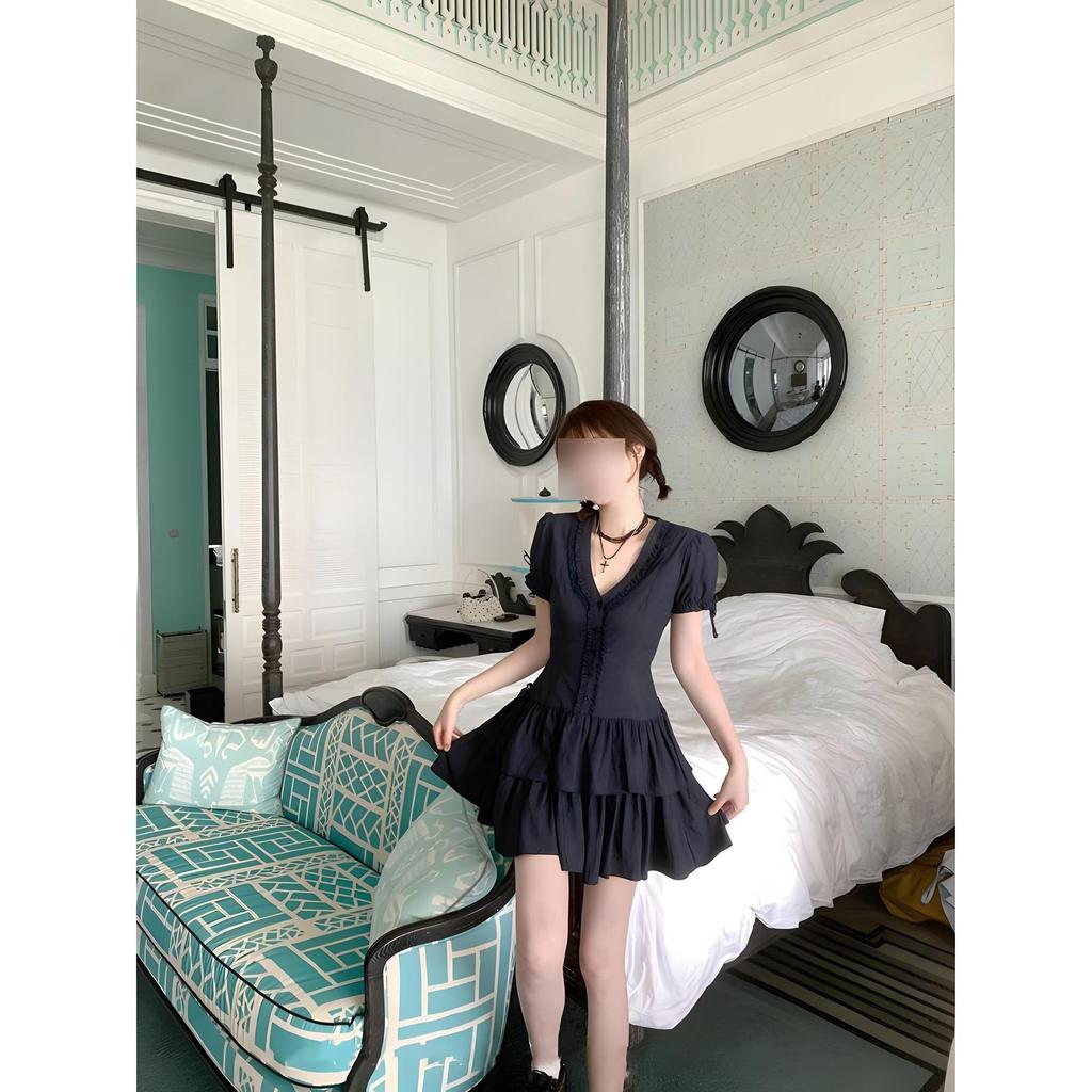 French Hepburn Style V-neck Lace Lace Japanese Medieval Feeling Waist Spice Girl Short Dress Dress Women's Summer New