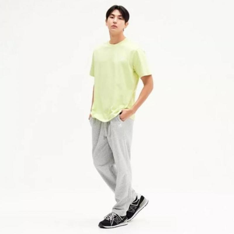 New Balance Tee Small Logo Short Sleeve Tee Nbnee21013 41