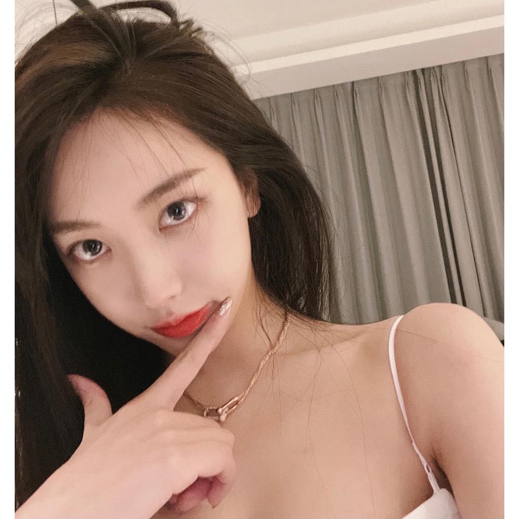 Double Ring Necklace Electroplated with 18k Precision High Version, Elegant Subversive Spirit Coexists. Strolling Through New York's Ladies' Jewelry