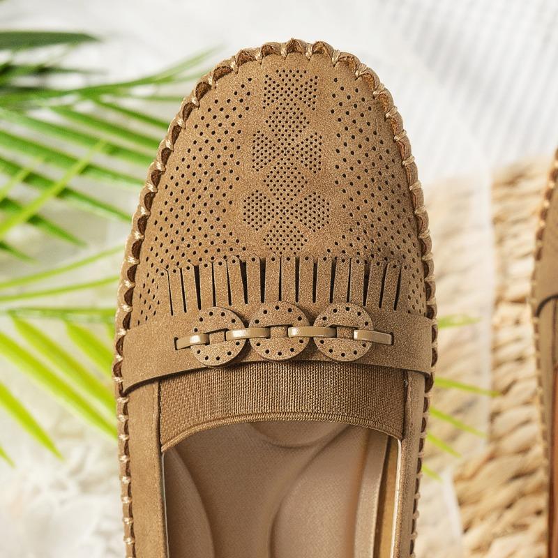 2025 New Women's Flat Shoes Round Toe Flat Sole Fringe One Kick Female Single Shoes Retro Leisure Breathable Mesh Women's Shoes