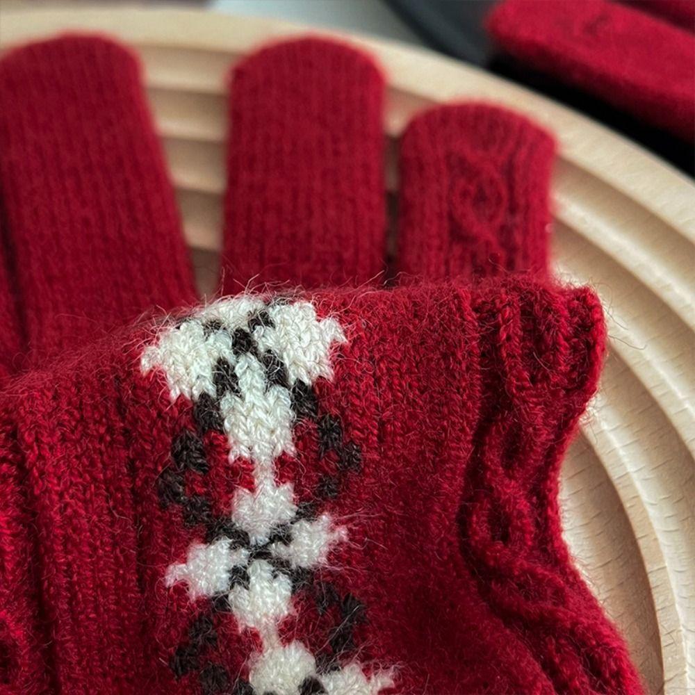 Soft Winter Knitted Gloves Fair Island Style Women Cycling Mittens Twists Pattern Gloves  Girls