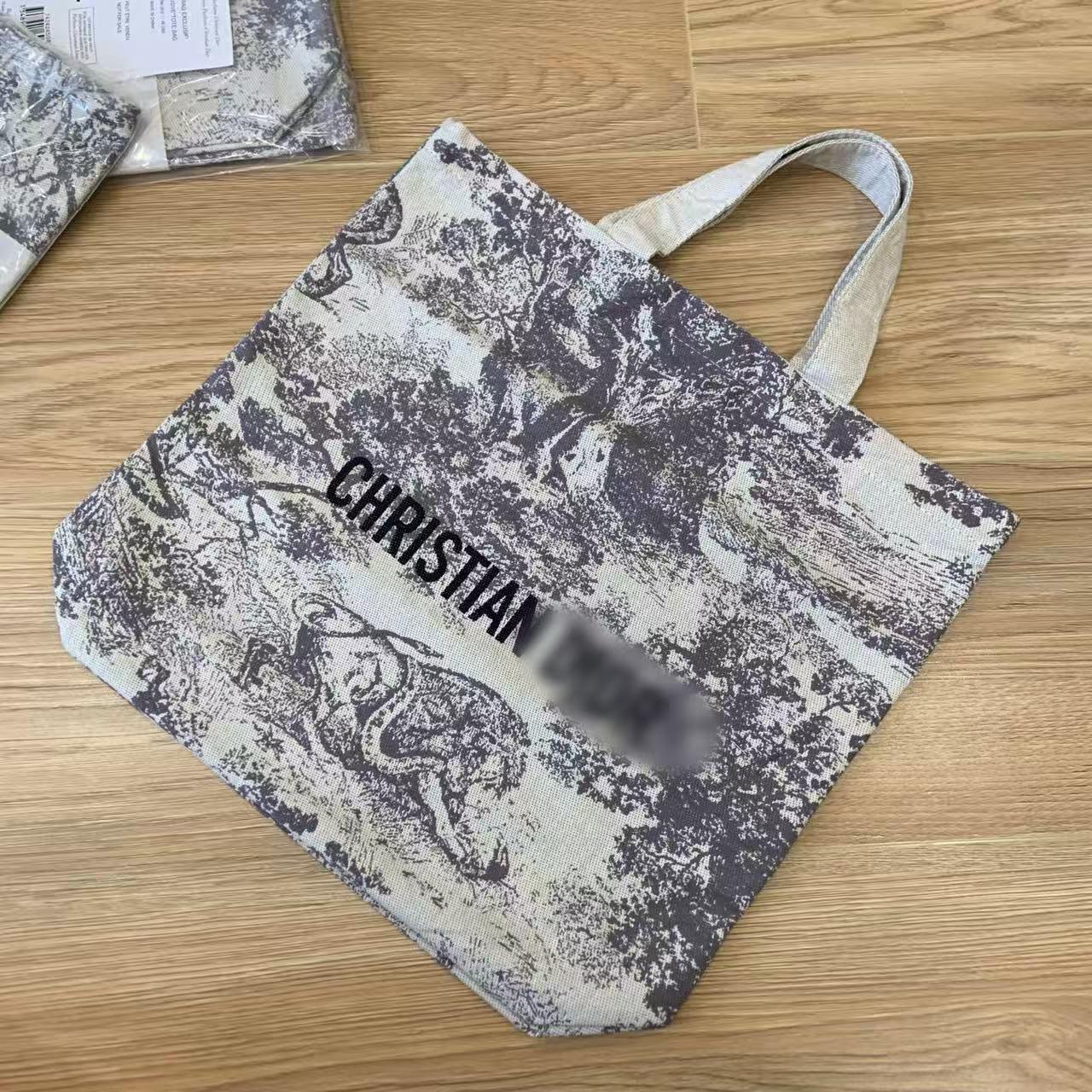 

Large Canvas Tote Bag: Stylish College Shoulder Shopping Bag Canvas