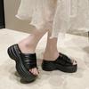 Fashion 2024 Summer New Pinch Toe Slippers Womens Platform Gladiator Shoes Flip Flop Pleated Soft Leather Comfortable Thick Sole Sandal