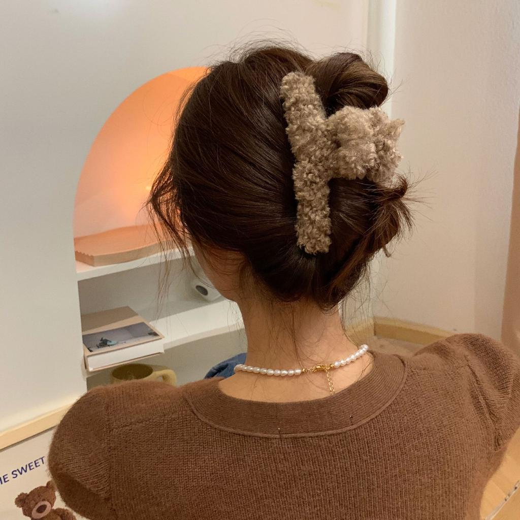Teddy Hair Extra Large Grab Clip Back Head Temperament Shark Clip Internet Celebrity Cute Plush Headgear Hair Grab Hair Accessories