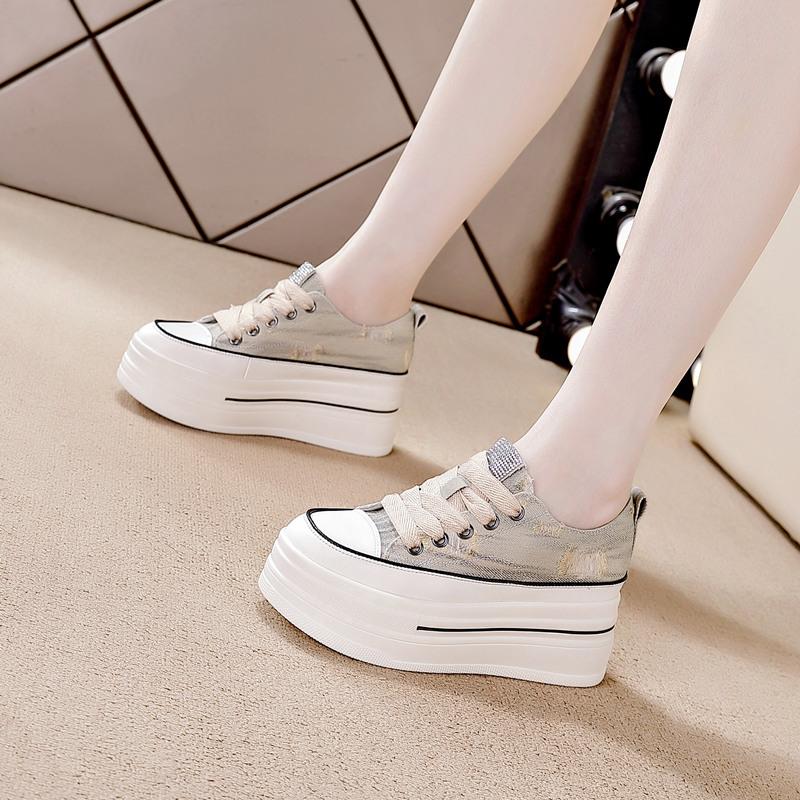 Thick Soled White Shoes for Spring and Summer New Styles with Increased Height Inside