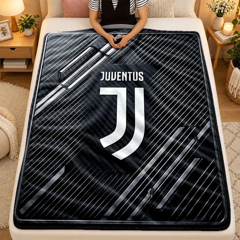 Flannel BlanketJuventus FC Warm Soft Throw Blanket for Indoor Sofa Bed Living Room Use