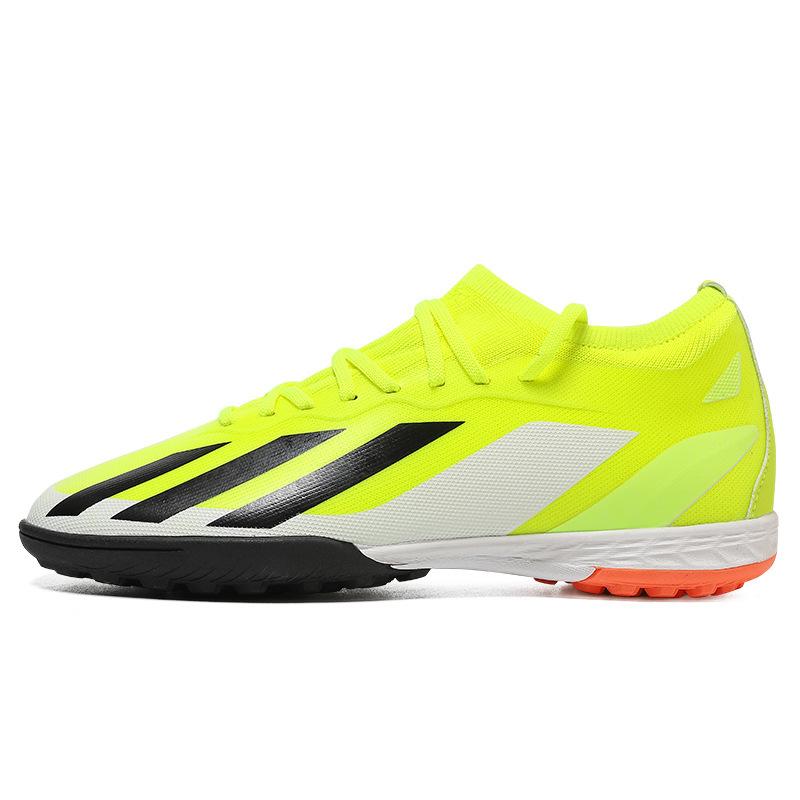 2 New Football Shoes, Men's and Women's Low-top Broken Nails, Artificial Turf, Youth and Youth Training Sports Shoes