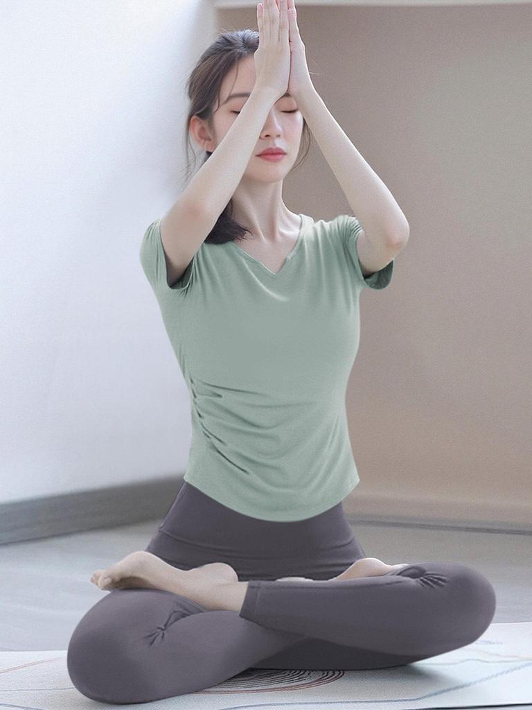 Stylish Women's Yoga & Pilates Fitness Top - 2026 New Short Sleeve Set