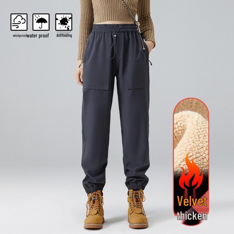 Pantalon de randonnée softshell coupe-vent et imperméable pour femmes de Bird, adapté aux sports de plein air et aux loisirs de printemps, d'automne et d'été.