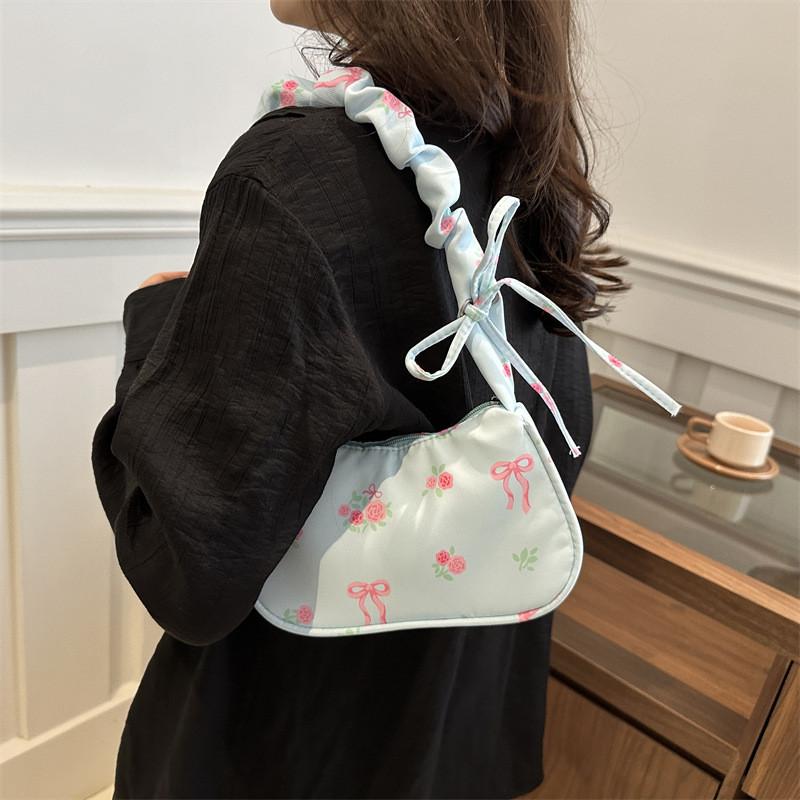 Stylish Black White Pink Blue Small Shoulder Bag For Women 2024 Trendy Japanese Aesthetic Design
