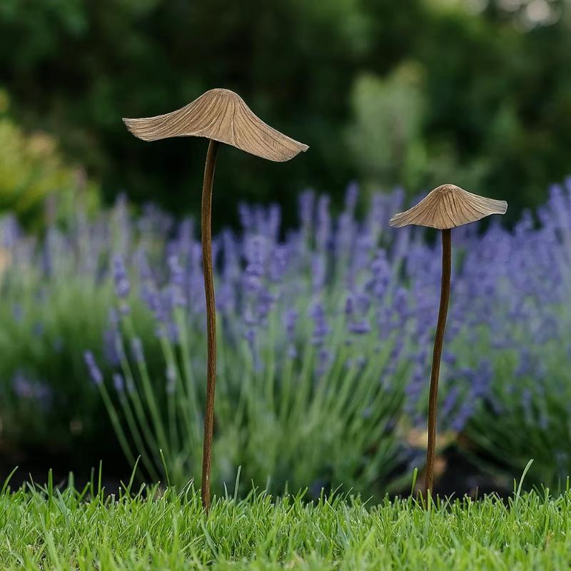 1Pcs Metal Mushroom Garden Stakes Retro Rusty Mushroom Plaque Garden For Yard Patio Lawn Outdoor Decor