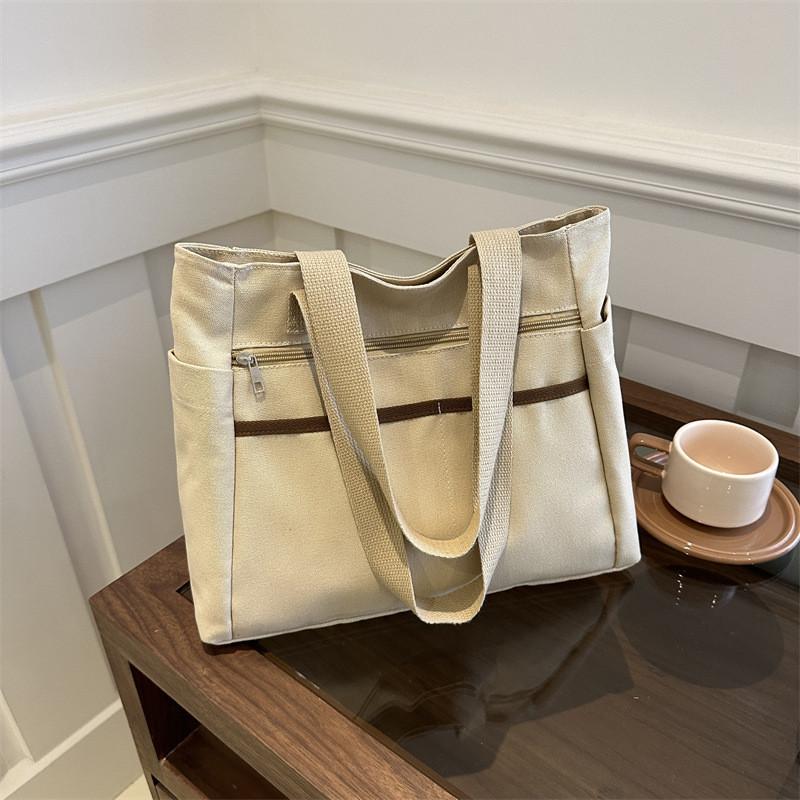 Stylish Spring Fashion Large Capacity Unique Aesthetic Shopping Tote Bag For Women