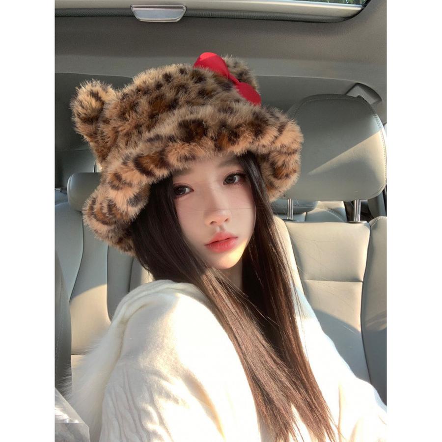 Leopard Print Bow KT Cat Plush Fisherman Hat for Women, Cute, Face-Slimming, Warm and Cold-Resistant Bucket Hat for Autumn and Winter