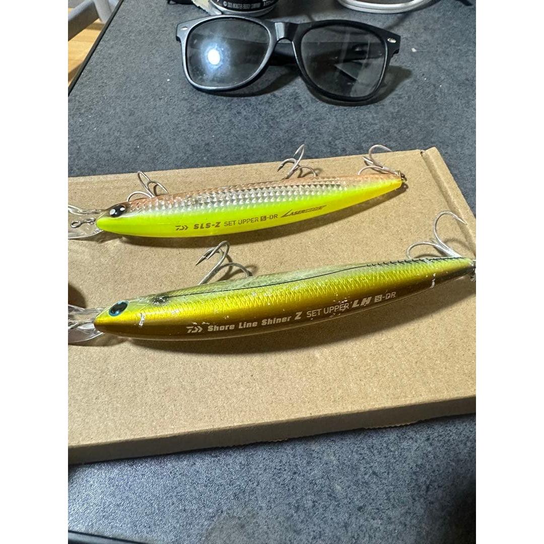 Used DAIWA Shore Line Shiner Z Setup 2 items