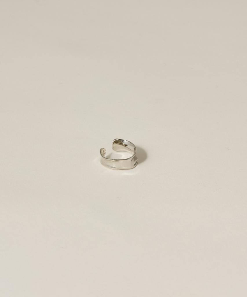 Novice Tokyo Pleat Ear Cuff / Silver