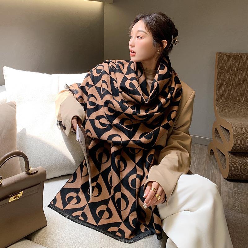 New imitation cashmere scarf for women Korean version black and white fashionable  warm thickened cold proof air-conditioned, tasseled shawl