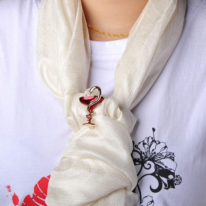 Special Red Trophy Memorial Cup With Snake Brooches Pins