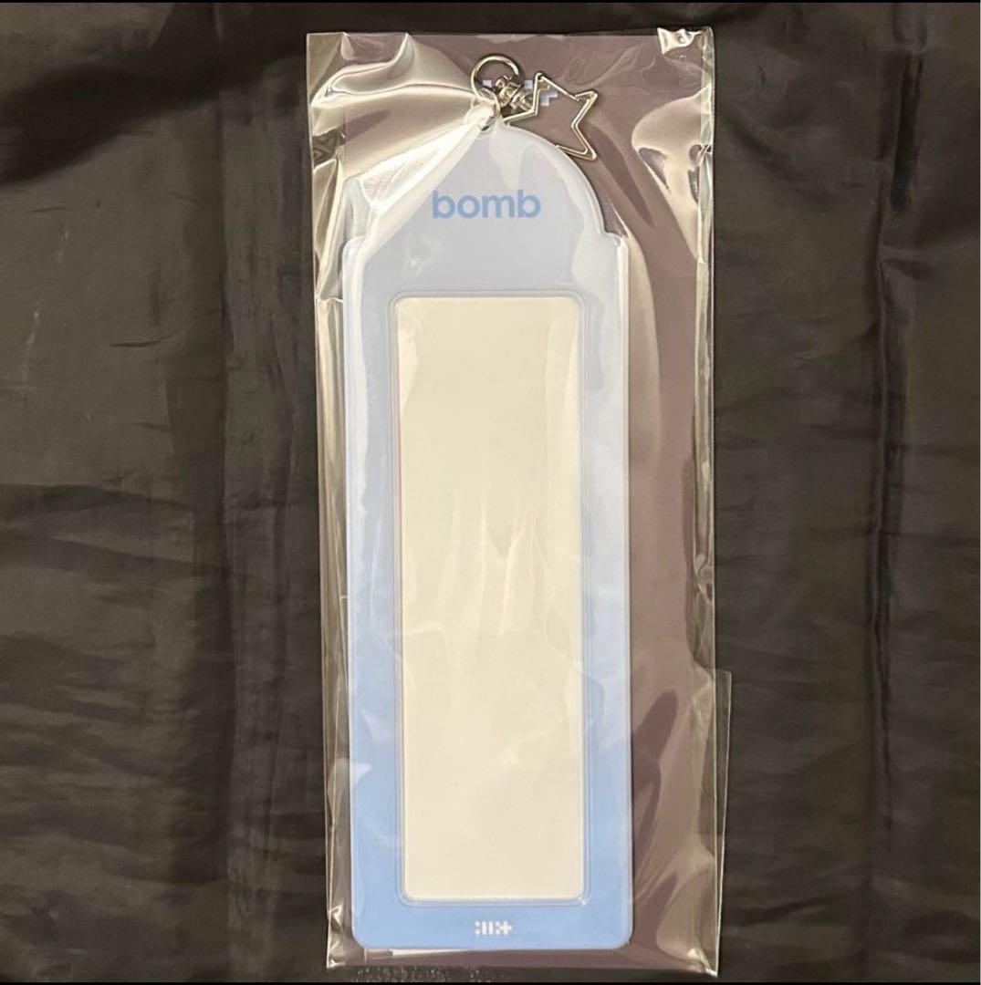 

[Б/У] ILLIT Корейский поп-ап MD Держатель для 4-кадрового фото Брелок