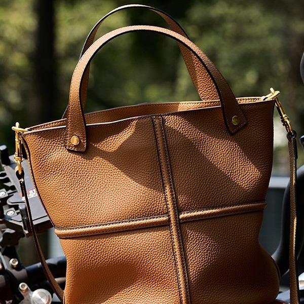 Large Capacity Commuter Bucket Bag Top Layer Cowhide Women's Bag Elegant Single Shoulder Bag 2025 Summer New Handbag