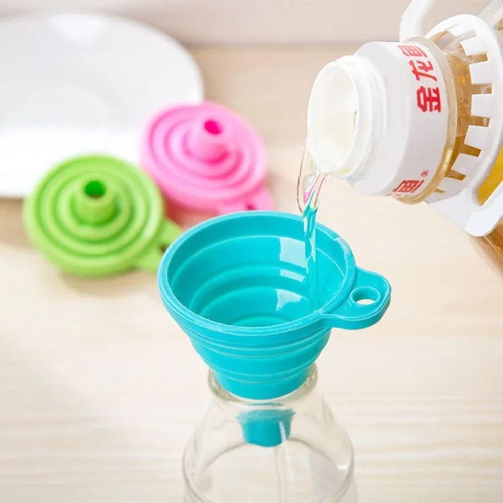Silicone Liquid Funnel Universal Kitchen Funnel Car Engine Funnel  Washer Fluid Change