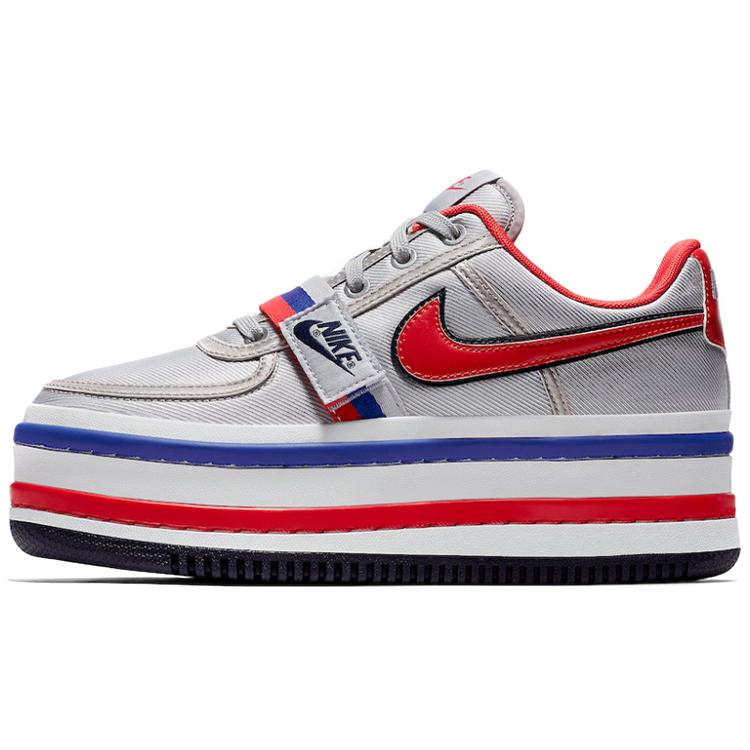 

Новые женские Nike Vandal 2K Металлик Серебристый Университетский Красный AO2868-001 40