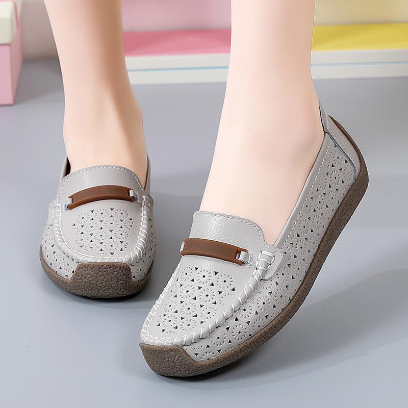 Spring and Summer Comfortable Soft-soled Mother Shoes Cowhide Beanie Shoes Flat-soled Lazy Nurse Shoes Single Shoes Women